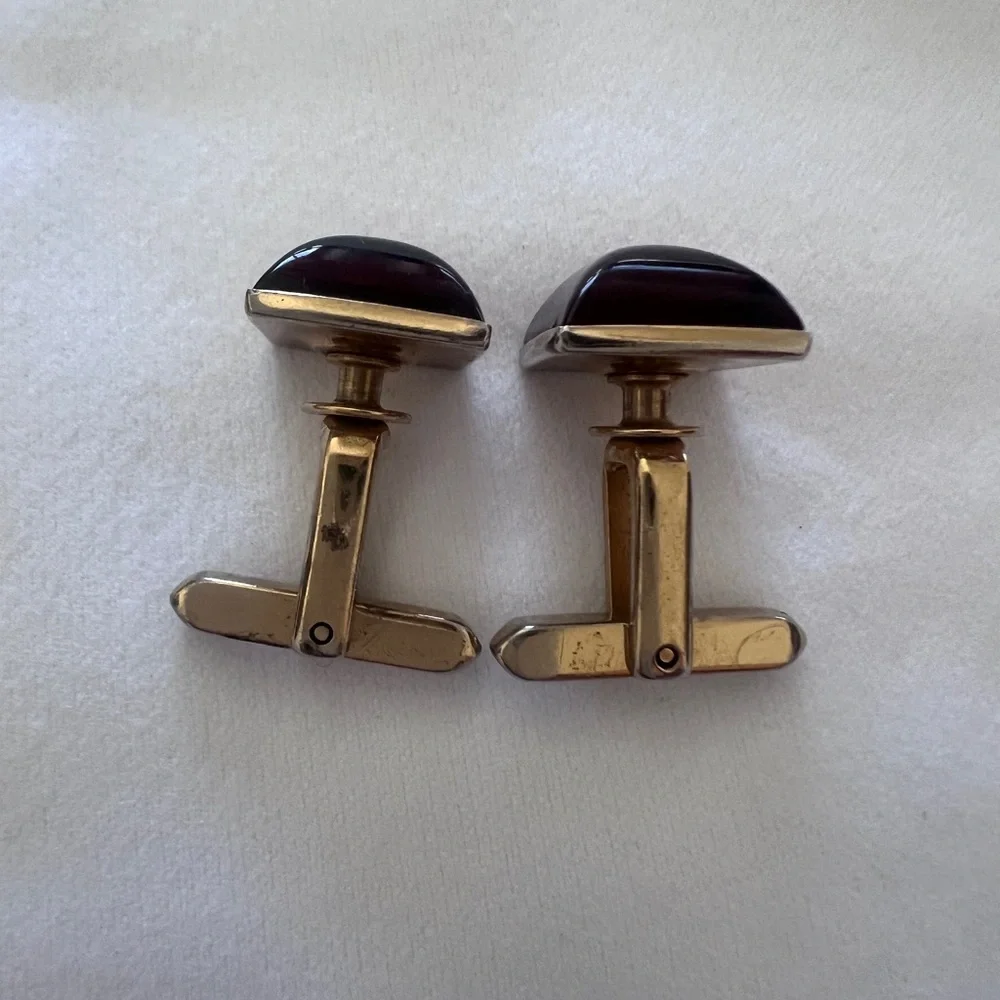 Vintage Hickok Ruby Red Square Cufflinks